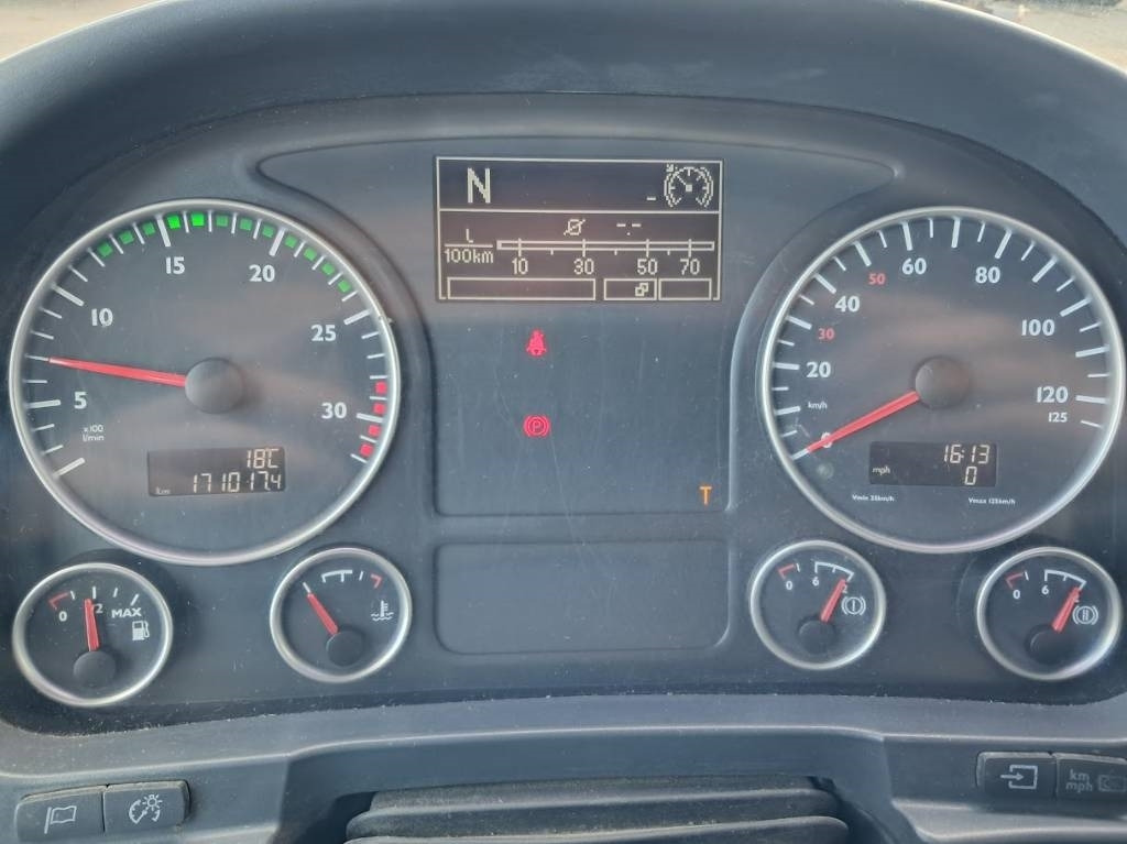 MAN TGL 8.150 Hiab 066-2 10v tarkastettu - Caminhão grua: foto 5 MAN TGL 8.150 Hiab 066-2 10v tarkastettu - Caminhão grua: foto 5