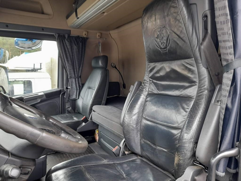 Caminhão grua Scania R 560: foto 10