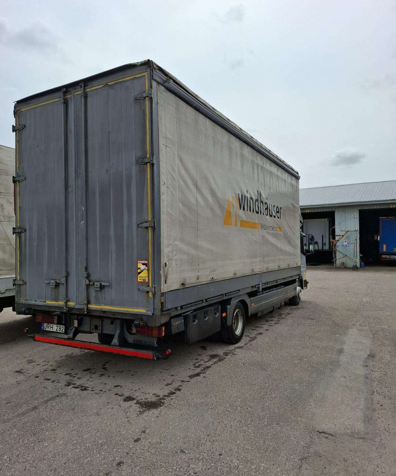 Mercedes-Benz Atego - Caminhão com lona: foto 3 Mercedes-Benz Atego - Caminhão com lona: foto 3