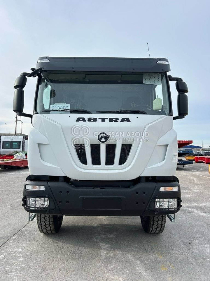BARCELONA ASTRA CHASSIS 8×4 (HD9 84.42) MY24 - Caminhão chassi: foto 1 BARCELONA ASTRA CHASSIS 8×4 (HD9 84.42) MY24 - Caminhão chassi: foto 1