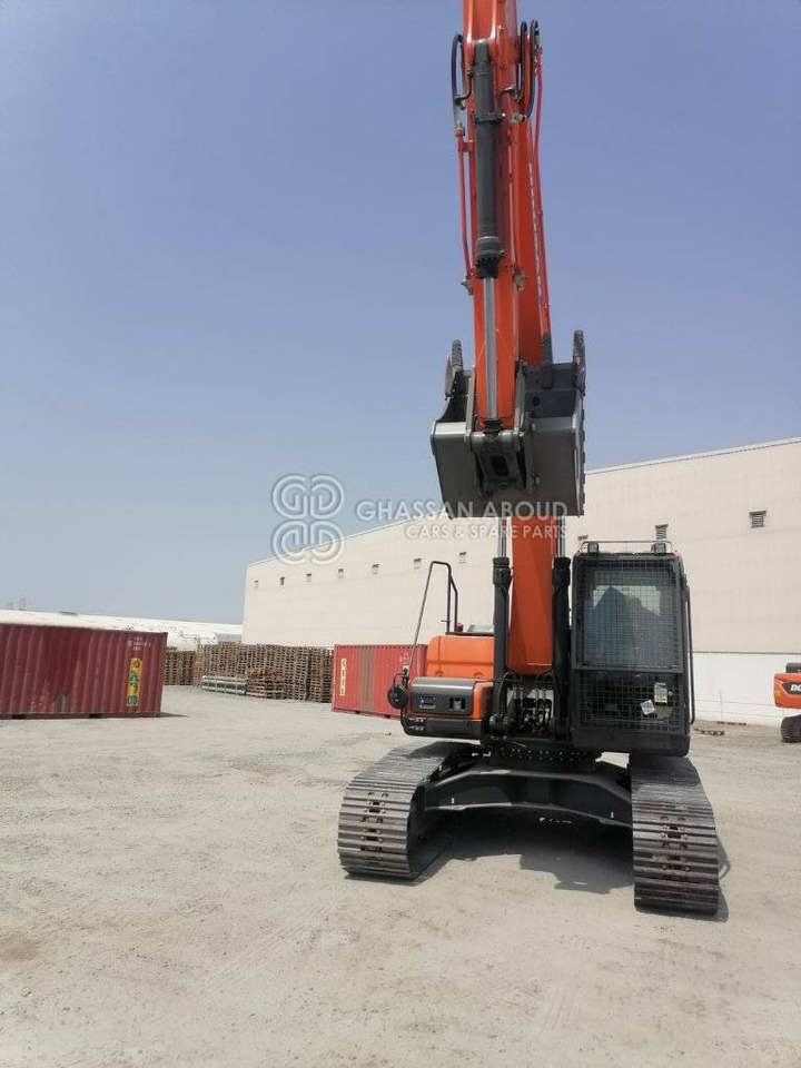 DOOSAN DX225 LCA – CHAIN EXCAVATOR OPERATING WEIGHT 22 TON APPROX. WITH BUCKET 1.08 Cu.M BUCKET ( HEAVY DUTY) MY2022 - Escavadora de rastos: foto 4 DOOSAN DX225 LCA – CHAIN EXCAVATOR OPERATING WEIGHT 22 TON APPROX. WITH BUCKET 1.08 Cu.M BUCKET ( HEAVY DUTY) MY2022 - Escavadora de rastos: foto 4