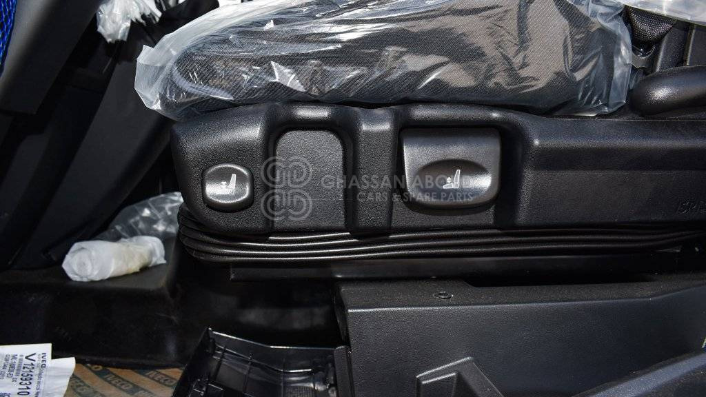 IVECO EUROCARGO Chassis 4×2, WB 6210 GVW 19 Ton Approx MY23 - Caminhão chassi: foto 5 IVECO EUROCARGO Chassis 4×2, WB 6210 GVW 19 Ton Approx MY23 - Caminhão chassi: foto 5