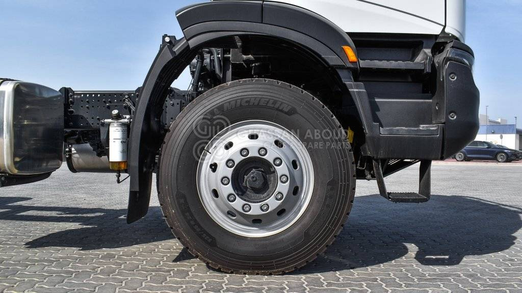 IVECO T-WAY Chassis 6×4 AD380T47H WHEELBASE 4500 MY24 - Caminhão chassi: foto 4 IVECO T-WAY Chassis 6×4 AD380T47H WHEELBASE 4500 MY24 - Caminhão chassi: foto 4