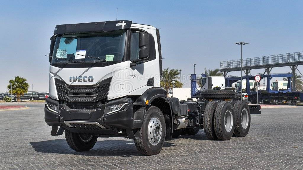 IVECO T-WAY Chassis 6×4 AD380T47H WHEELBASE 4500 MY25 - Caminhão chassi: foto 1 IVECO T-WAY Chassis 6×4 AD380T47H WHEELBASE 4500 MY25 - Caminhão chassi: foto 1