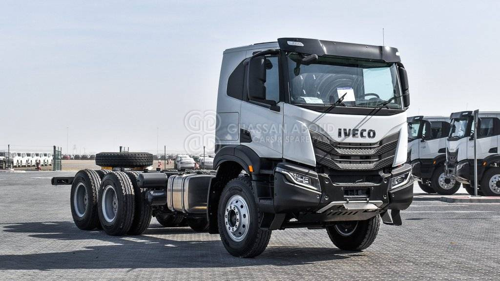 IVECO T-WAY Chassis 6×4 AT380T47H WHEELBASE 4500 MY24 - Caminhão chassi: foto 3 IVECO T-WAY Chassis 6×4 AT380T47H WHEELBASE 4500 MY24 - Caminhão chassi: foto 3