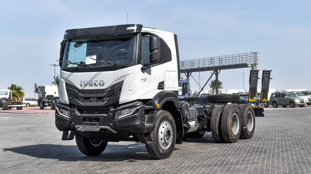 IVECO T-WAY Chassis 6×4 AT380T47H WHEELBASE 4500 MY25 - Caminhão chassi: foto 1 IVECO T-WAY Chassis 6×4 AT380T47H WHEELBASE 4500 MY25 - Caminhão chassi: foto 1