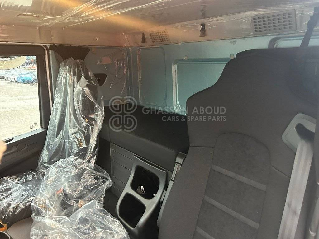 IVECO T-WAY Chassis 6×4 – GVW 33.5 Ton approx. (Tyres 12.00R20) Wheelbase 4200 MY25 - Caminhão chassi: foto 5 IVECO T-WAY Chassis 6×4 – GVW 33.5 Ton approx. (Tyres 12.00R20) Wheelbase 4200 MY25 - Caminhão chassi: foto 5