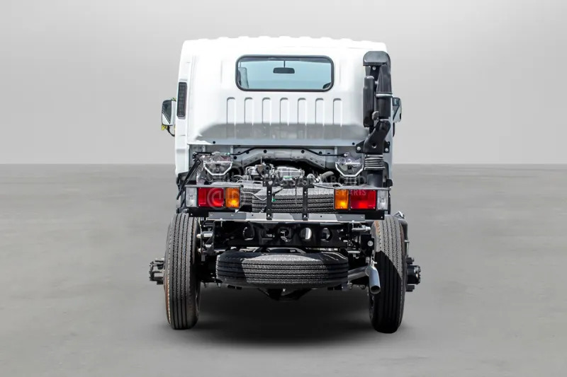 Isuzu NQR 75 4x2 Chassis - Caminhão chassi: foto 4 Isuzu NQR 75 4x2 Chassis - Caminhão chassi: foto 4