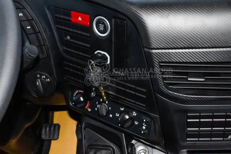 Iveco T-WAY AD380T47H 6x4 R24 Tyres Chassis - Barcelona Stock - Caminhão chassi: foto 5 Iveco T-WAY AD380T47H 6x4 R24 Tyres Chassis - Barcelona Stock - Caminhão chassi: foto 5