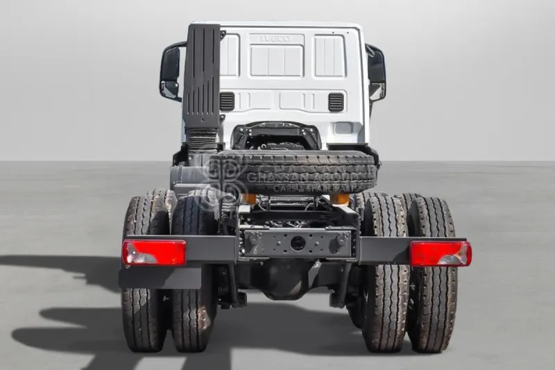 Iveco T-WAY AD380T47H 6x4 R24 Tyres Chassis - Barcelona Stock - Caminhão chassi: foto 3 Iveco T-WAY AD380T47H 6x4 R24 Tyres Chassis - Barcelona Stock - Caminhão chassi: foto 3