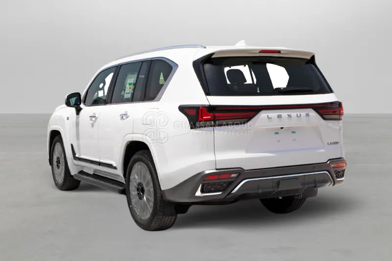 Lexus LX600 - SUV: foto 4 Lexus LX600 - SUV: foto 4