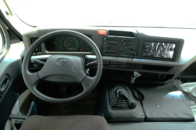 Toyota Coaster - Máquina de outro: foto 4 Toyota Coaster - Máquina de outro: foto 4