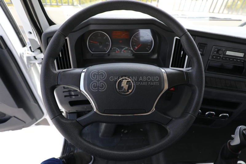 Shacman 4x2 L3000 Chassis - Caminhão chassi: foto 5 Shacman 4x2 L3000 Chassis - Caminhão chassi: foto 5