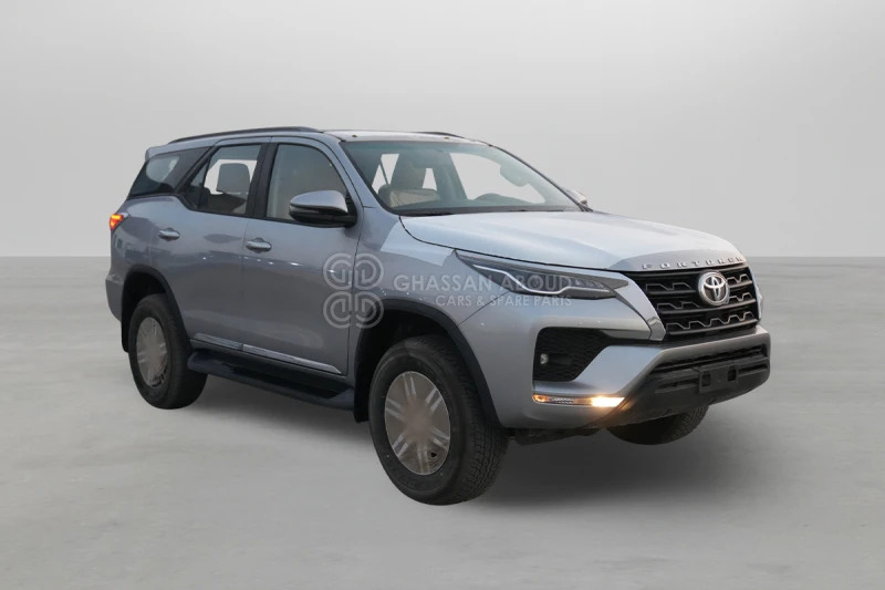 Toyota Fortuner  4x4 - SUV: foto 1 Toyota Fortuner  4x4 - SUV: foto 1