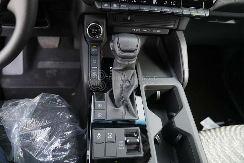 SUV Toyota Prado  4x4: foto 9