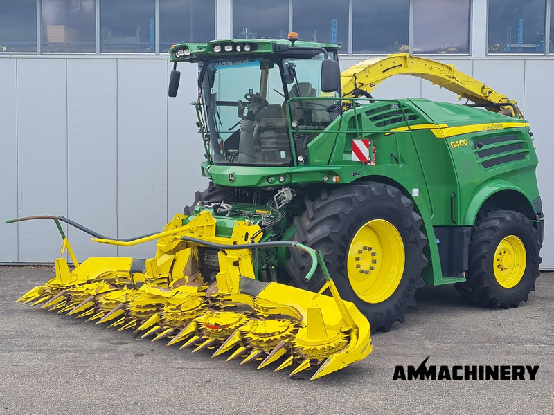 John Deere 8400 Including Kemper 360 Plus - Picadora de forragem automotriz: foto 1 John Deere 8400 Including Kemper 360 Plus - Picadora de forragem automotriz: foto 1