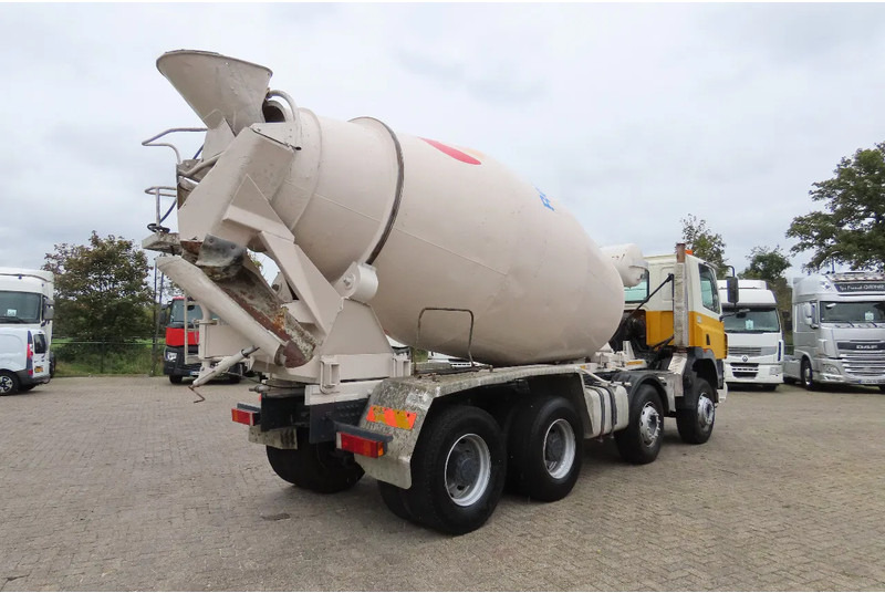 DAF CF 430 8x4, full spring ! Great condition - Caminhão betoneira: foto 5 DAF CF 430 8x4, full spring ! Great condition - Caminhão betoneira: foto 5