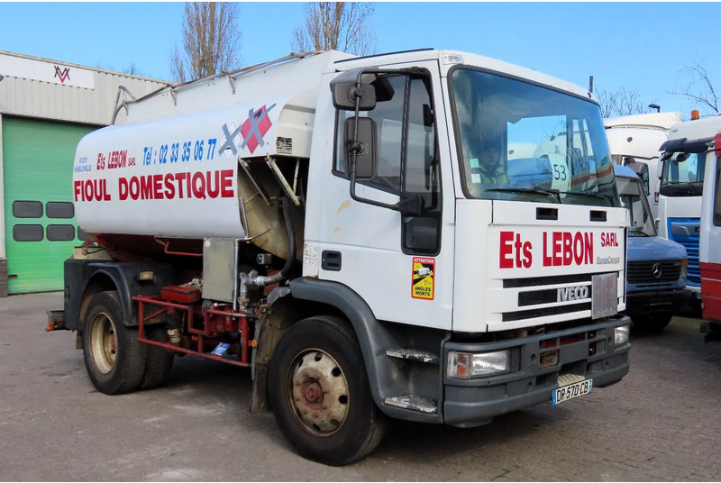 Iveco Eurocargo FUEL (DIESEL/PETROL) 8000 LITERS, COMP: 3500L,1000L, 3500L - Caminhão tanque, Caminhão grua: foto 1 Iveco Eurocargo FUEL (DIESEL/PETROL) 8000 LITERS, COMP: 3500L,1000L, 3500L - Caminhão tanque, Caminhão grua: foto 1