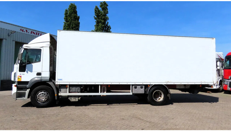 Iveco Stralis 310 8.60m box! Manual gerabox, Great state - Caminhão furgão: foto 4 Iveco Stralis 310 8.60m box! Manual gerabox, Great state - Caminhão furgão: foto 4