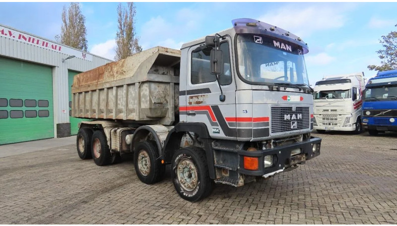 MAN 35.362 8x4 Euro 2, ZF manual gearbox, VERY clean - Caminhão basculante: foto 4 MAN 35.362 8x4 Euro 2, ZF manual gearbox, VERY clean - Caminhão basculante: foto 4