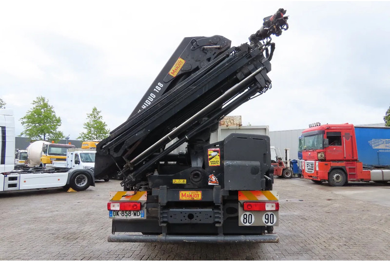 Renault C430 Bj 2018 HIAB X-HIDOU 18 8 , RETARDER, WHEELBASE 4.35M, NAVI - Caminhão grua: foto 4 Renault C430 Bj 2018 HIAB X-HIDOU 18 8 , RETARDER, WHEELBASE 4.35M, NAVI - Caminhão grua: foto 4