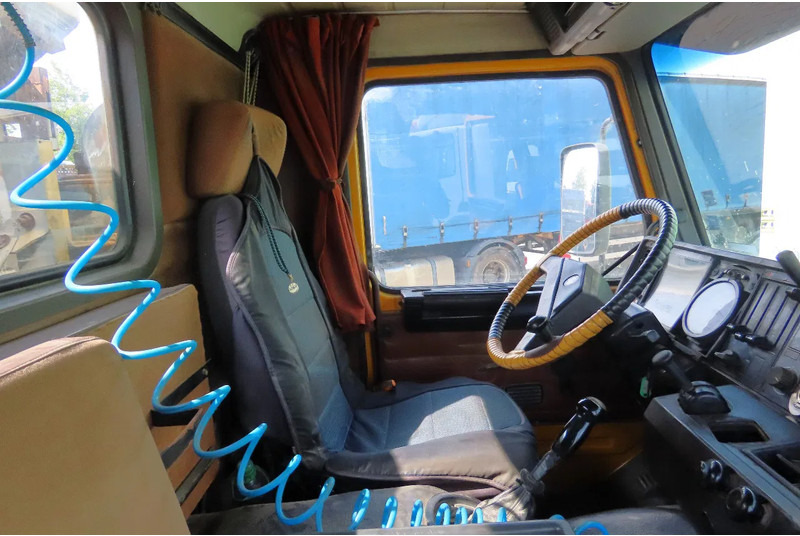 Caminhão basculante Scania 112 - 360 8x4,GREAT CONDITION! 100% VERY CLEAN: foto 18 Caminhão basculante Scania 112 - 360 8x4,GREAT CONDITION! 100% VERY CLEAN: foto 18