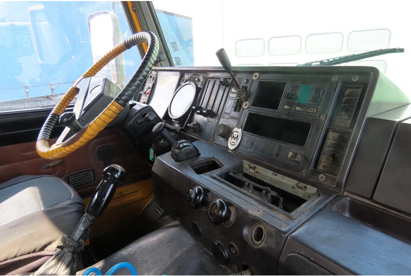 Caminhão basculante Scania 112 - 360 8x4,GREAT CONDITION! 100% VERY CLEAN: foto 9 Caminhão basculante Scania 112 - 360 8x4,GREAT CONDITION! 100% VERY CLEAN: foto 9