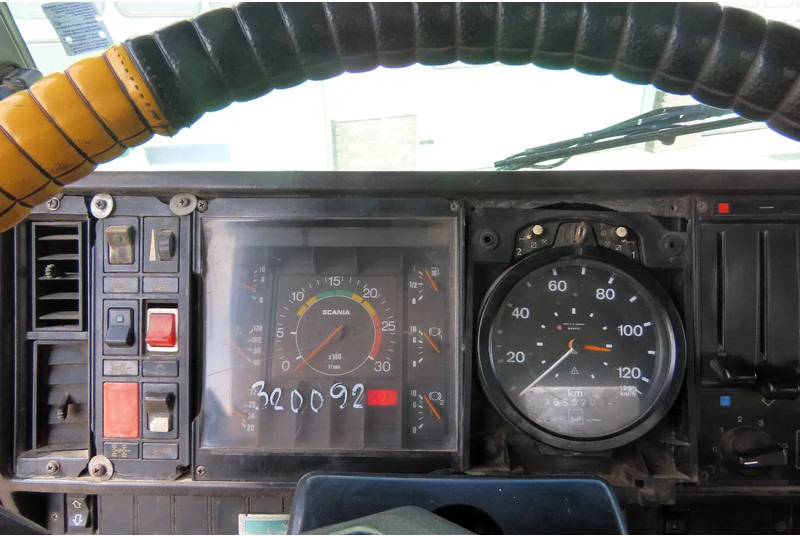 Caminhão basculante Scania 112 - 360 8x4,GREAT CONDITION! 100% VERY CLEAN: foto 19 Caminhão basculante Scania 112 - 360 8x4,GREAT CONDITION! 100% VERY CLEAN: foto 19
