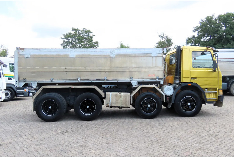 Caminhão basculante Scania 112 - 360 8x4,GREAT CONDITION! 100% VERY CLEAN: foto 15 Caminhão basculante Scania 112 - 360 8x4,GREAT CONDITION! 100% VERY CLEAN: foto 15