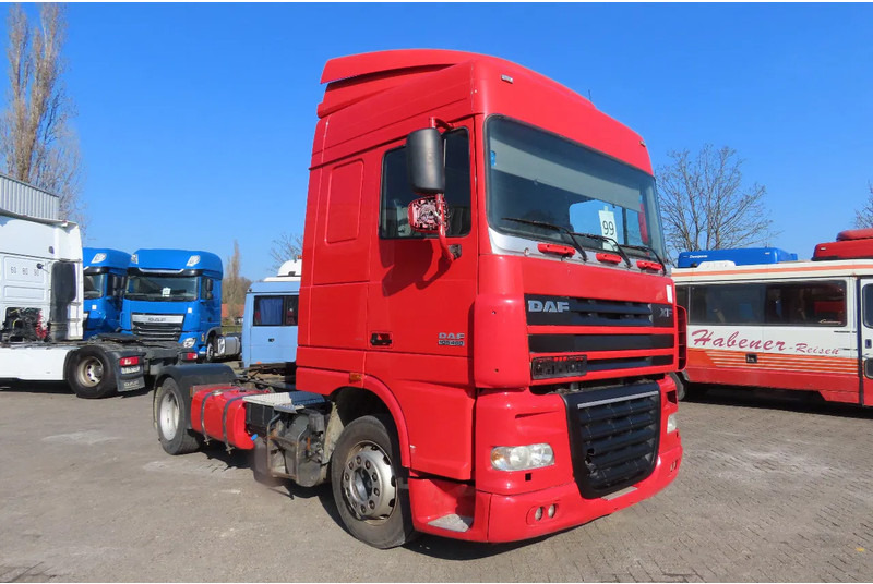 DAF XF 105.460 Euro5 evv, 2 beds, 2 tanks - Tractor: foto 1 DAF XF 105.460 Euro5 evv, 2 beds, 2 tanks - Tractor: foto 1