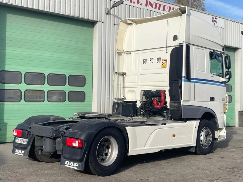 DAF XF 510 MANUAL GEARBOX! PARKING AIRCO, FRIGO - Tractor: foto 5 DAF XF 510 MANUAL GEARBOX! PARKING AIRCO, FRIGO - Tractor: foto 5