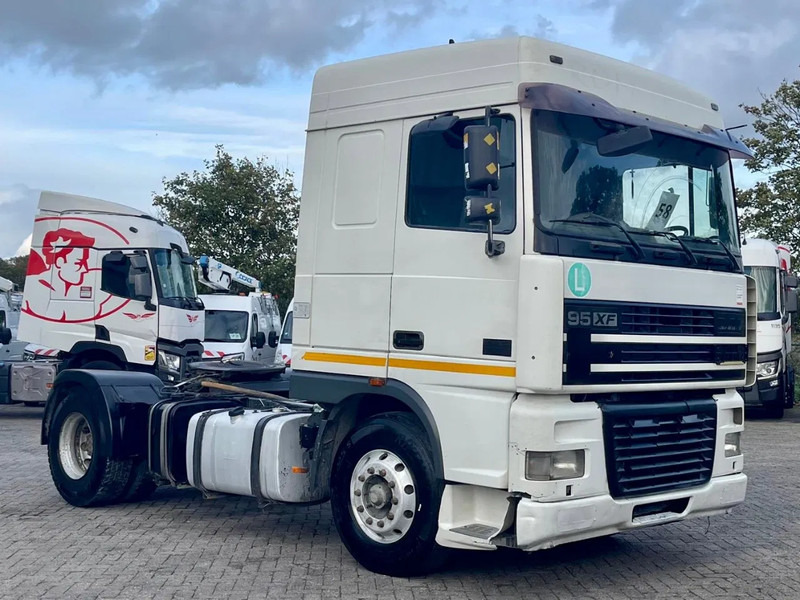 DAF XF 95.430 E4 TYPE, PTO + HYDRAULIC, FRIGO - Tractor: foto 4 DAF XF 95.430 E4 TYPE, PTO + HYDRAULIC, FRIGO - Tractor: foto 4