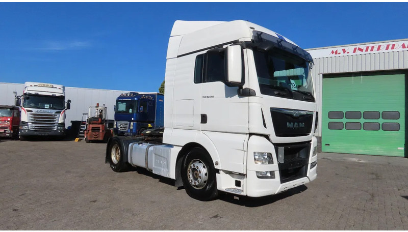 MAN TGX 14.440 RETARDER, 2 tanks, GREAT CONDITION! - Tractor: foto 1 MAN TGX 14.440 RETARDER, 2 tanks, GREAT CONDITION! - Tractor: foto 1