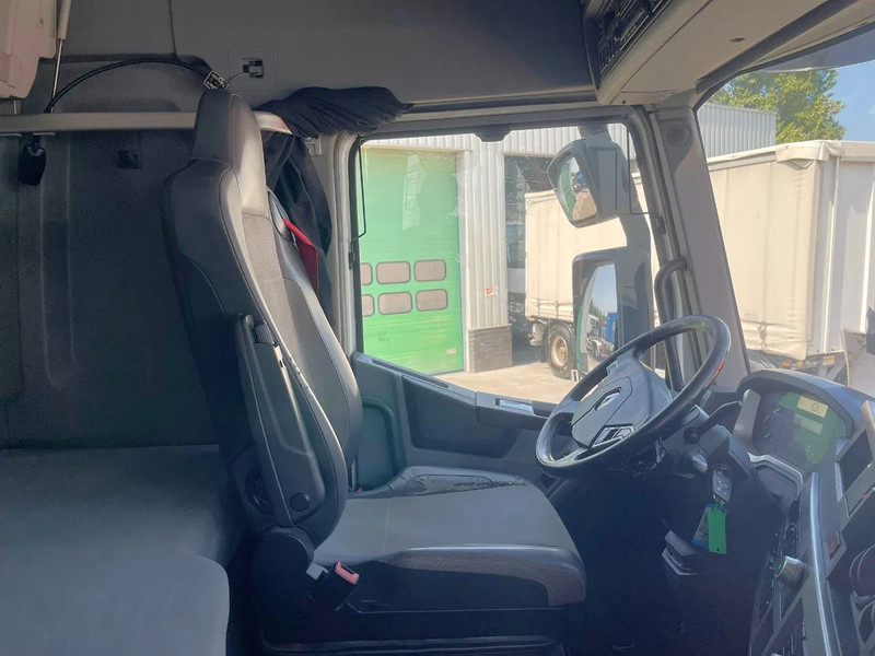 Tractor Renault T460 vin VF611A160FD007308 RETARDER, FRIGO, CLIMA: foto 18 Tractor Renault T460 vin VF611A160FD007308 RETARDER, FRIGO, CLIMA: foto 18