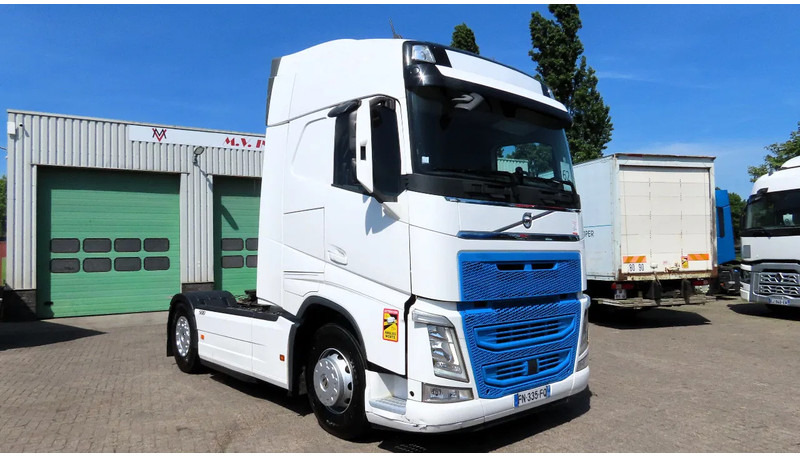 Volvo FH 500 YV2RT40A5LB301456 2X FUELTANK, PARKING AIRCO, FRIGO - Tractor: foto 3 Volvo FH 500 YV2RT40A5LB301456 2X FUELTANK, PARKING AIRCO, FRIGO - Tractor: foto 3