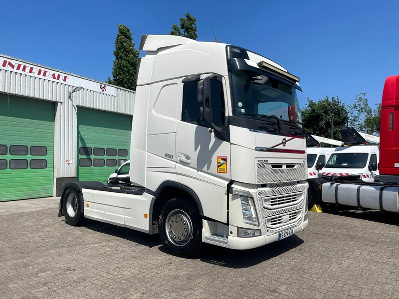 Volvo FH 500 vin: YV2RT40A3JB850702 RETARDER, 2X FUEL TANK, PARKING AIRCO, FRIGO - Tractor: foto 1 Volvo FH 500 vin: YV2RT40A3JB850702 RETARDER, 2X FUEL TANK, PARKING AIRCO, FRIGO - Tractor: foto 1
