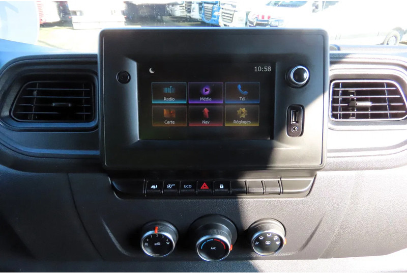 Veículo comercial Renault Master 10,5 m 3 SEATS, KLUBB, 3500 kg, euro6: foto 15