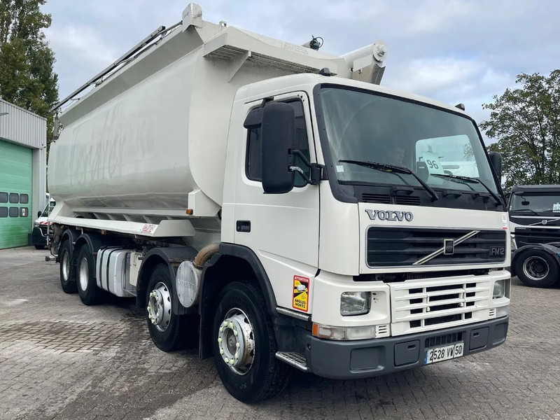 Volvo FM 12.380 8X4 SILO AUGER / AIR GREAT CONDITION / fully serviced! - Caminhão tanque: foto 4 Volvo FM 12.380 8X4 SILO AUGER / AIR GREAT CONDITION / fully serviced! - Caminhão tanque: foto 4