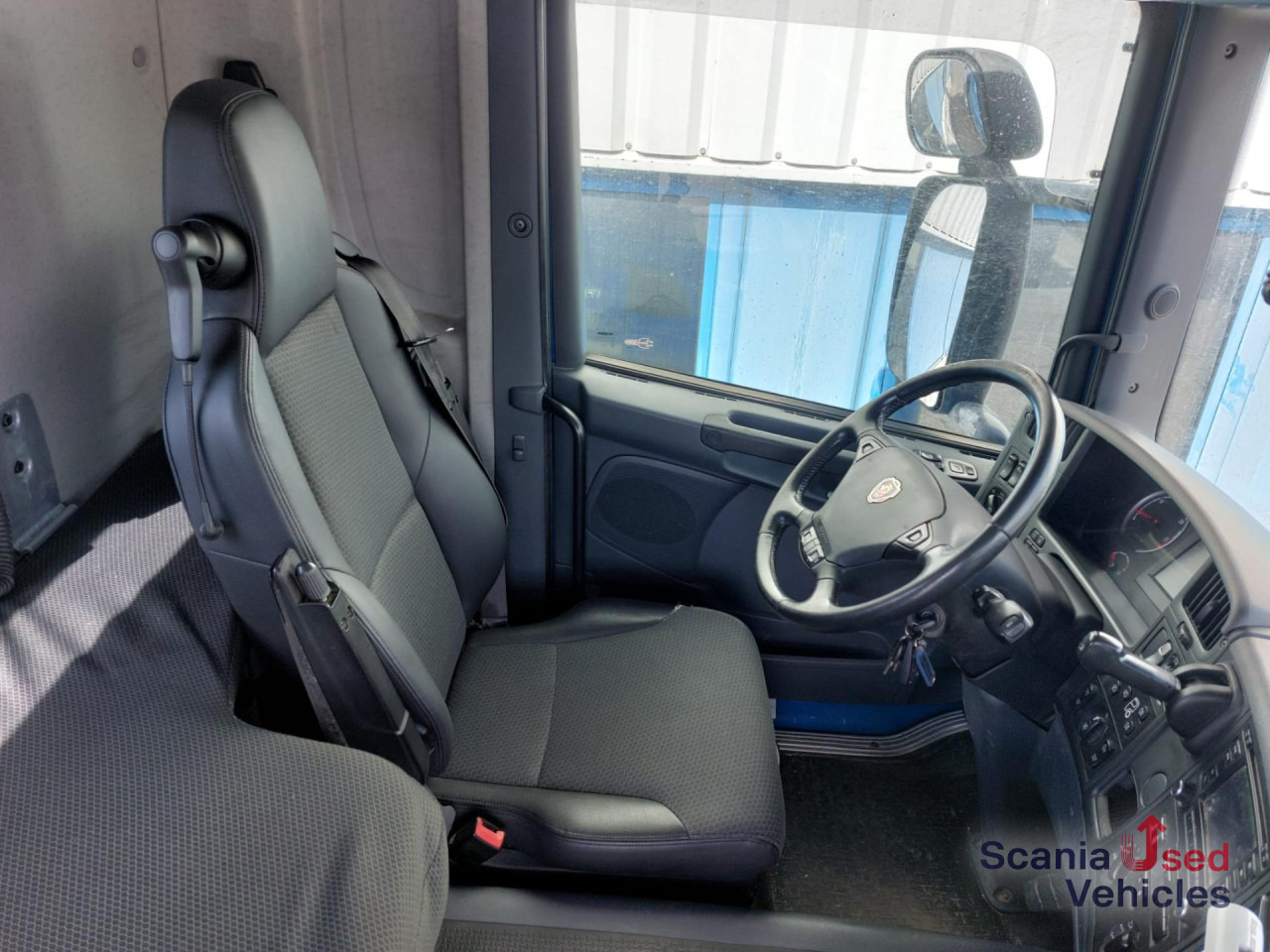 SCANIA G 450 LB6x2*4MNA Absetzkipper 3. Achse gelenkt - Caminhão basculante: foto 2 SCANIA G 450 LB6x2*4MNA Absetzkipper 3. Achse gelenkt - Caminhão basculante: foto 2