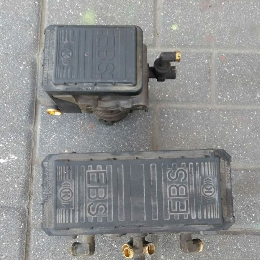 Knorr-Bremse SCANIA   Scania - Válvula de freio de Caminhão: foto 2 Knorr-Bremse SCANIA   Scania - Válvula de freio de Caminhão: foto 2