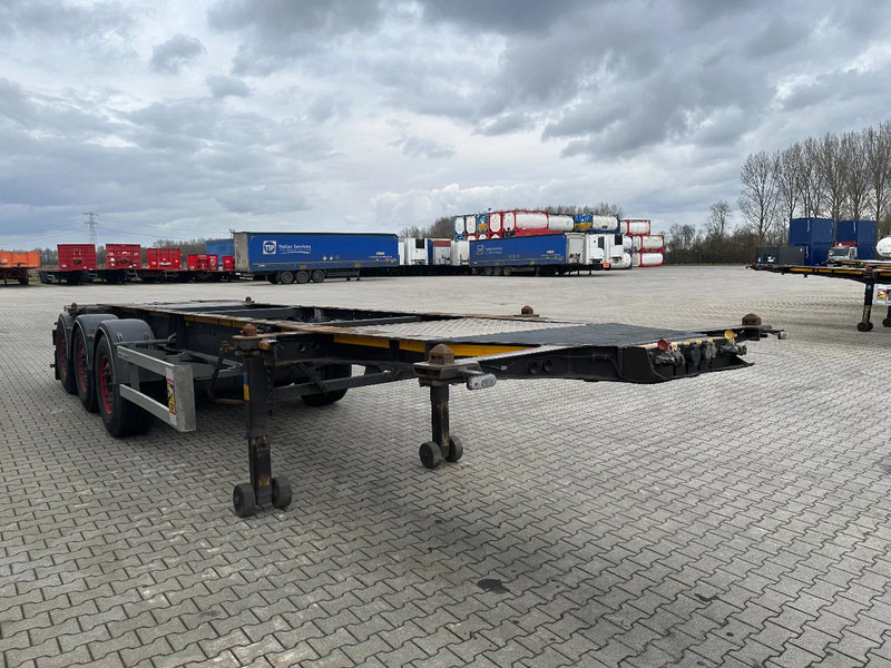 Burg 20FT / 20FT SWAP ADR, Leergewicht : 3.690kg, SAF INTRADISC, 2x Liftachse, NL, APK/ADR: 10-2025, 70% Reifen - Semireboque transportador de contêineres/ Caixa móvel: foto 5 Burg 20FT / 20FT SWAP ADR, Leergewicht : 3.690kg, SAF INTRADISC, 2x Liftachse, NL, APK/ADR: 10-2025, 70% Reifen - Semireboque transportador de contêineres/ Caixa móvel: foto 5