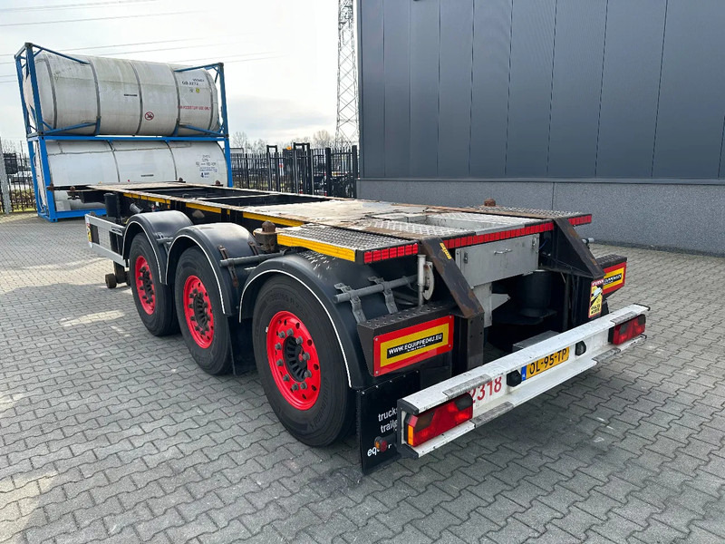 Burg 20FT ADR (EX/II, EX/III, FL, AT), Leergewicht : 3.690kg, SAF INTRADISC, 2x Liftachse, NL-Chassis, 75% Reifen, APK/ADR: 07-2025 - Semireboque transportador de contêineres/ Caixa móvel: foto 3 Burg 20FT ADR (EX/II, EX/III, FL, AT), Leergewicht : 3.690kg, SAF INTRADISC, 2x Liftachse, NL-Chassis, 75% Reifen, APK/ADR: 07-2025 - Semireboque transportador de contêineres/ Caixa móvel: foto 3