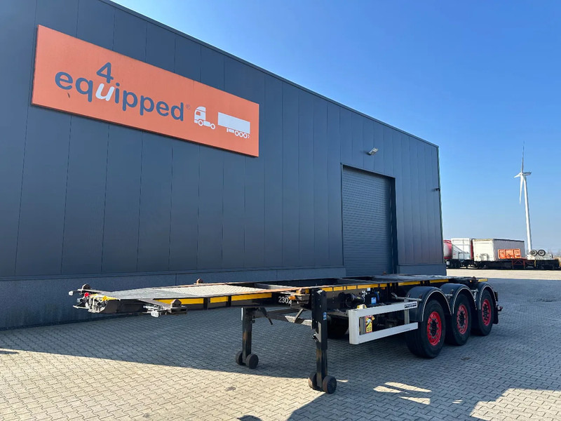 Burg 20FT ADR (EX/II, EX/III, FL, AT), empty weight: 3.690kg, SAF INTRADISC, 2x liftaxle, ALCOA, NL-Chassis - Semireboque transportador de contêineres/ Caixa móvel: foto 1 Burg 20FT ADR (EX/II, EX/III, FL, AT), empty weight: 3.690kg, SAF INTRADISC, 2x liftaxle, ALCOA, NL-Chassis - Semireboque transportador de contêineres/ Caixa móvel: foto 1