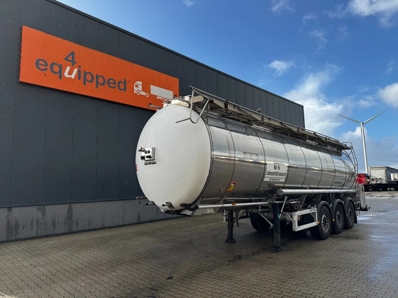Feldbinder LEBENSMITTEL / LEVENSMIDDELEN FOOD / 33.500L / 3-COMP / PUMPE / INOX / NL-trailer / APK: 05-2026 - Semirreboque tanque: foto 1 Feldbinder LEBENSMITTEL / LEVENSMIDDELEN FOOD / 33.500L / 3-COMP / PUMPE / INOX / NL-trailer / APK: 05-2026 - Semirreboque tanque: foto 1