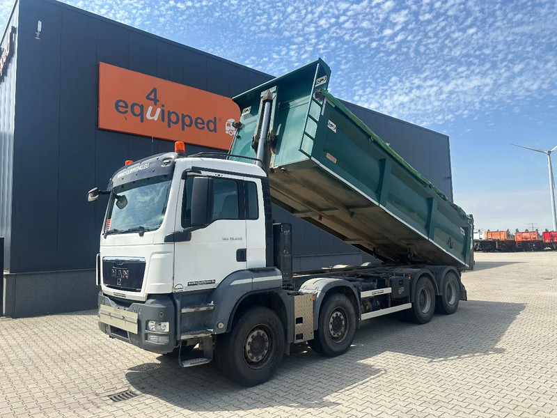 MAN TGS 35.440 AJK HARDOX KIPPER (16.5m3), 8x4, MANUAL, EURO-5, TWIN-STEER, BIG AXLES - Caminhão basculante: foto 1 MAN TGS 35.440 AJK HARDOX KIPPER (16.5m3), 8x4, MANUAL, EURO-5, TWIN-STEER, BIG AXLES - Caminhão basculante: foto 1