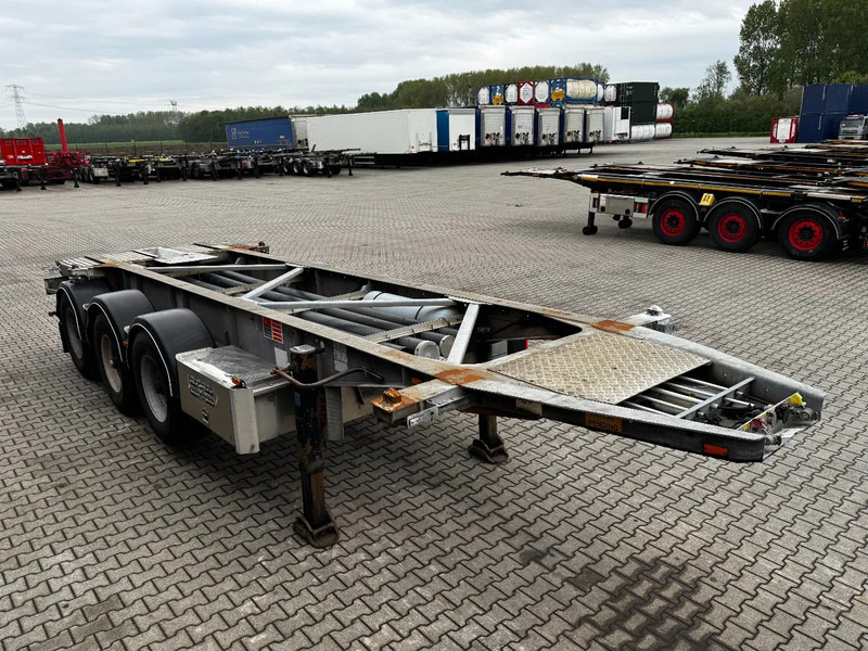 Van Hool 20FT / 20FT SWAP ADR (EX/II, EX/III, FL, OX, AT), BPW, disc brakes, liftaxle, galvanized, ALCOA, NL-Chassis, empty weight 3.300K - Semireboque transportador de contêineres/ Caixa móvel: foto 5 Van Hool 20FT / 20FT SWAP ADR (EX/II, EX/III, FL, OX, AT), BPW, disc brakes, liftaxle, galvanized, ALCOA, NL-Chassis, empty weight 3.300K - Semireboque transportador de contêineres/ Caixa móvel: foto 5