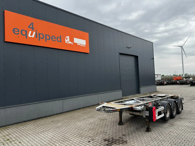 Van Hool 20FT /20FT SWAP ADR (EX/II, EX/III, FL, OX, AT), BPW, disc brakes, liftaxle, galvanized, ALCOA, NL-Chassis, empty weight 3.300KG - Semireboque transportador de contêineres/ Caixa móvel: foto 1 Van Hool 20FT /20FT SWAP ADR (EX/II, EX/III, FL, OX, AT), BPW, disc brakes, liftaxle, galvanized, ALCOA, NL-Chassis, empty weight 3.300KG - Semireboque transportador de contêineres/ Caixa móvel: foto 1