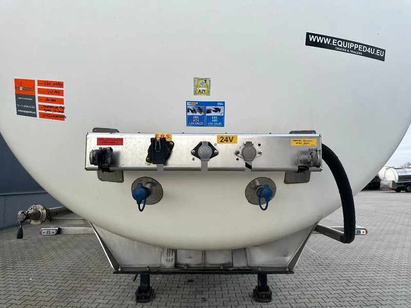 Semirreboque tanque para transporte de alimentos Van Hool FOOD / 39.000L / 3-COMP / INOX / NL-trailer / APK: 07/2026: foto 12 Semirreboque tanque para transporte de alimentos Van Hool FOOD / 39.000L / 3-COMP / INOX / NL-trailer / APK: 07/2026: foto 12