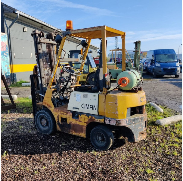 Ciman A15 - Empilhadeira a gás: foto 2 Ciman A15 - Empilhadeira a gás: foto 2