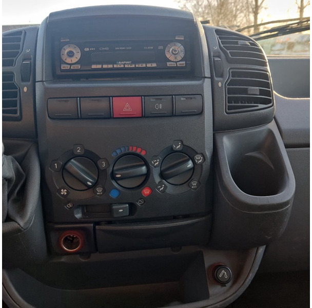 Peugeot COXX - Furgão caixa aberta: foto 5 Peugeot COXX - Furgão caixa aberta: foto 5